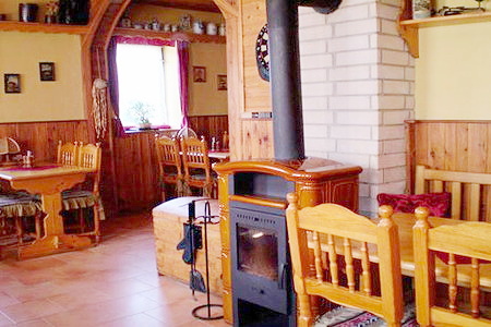 Ubytování Jizerské hory  - Romantický penzion v Albrechticích v Jizerských horách - restaurace s kamny
